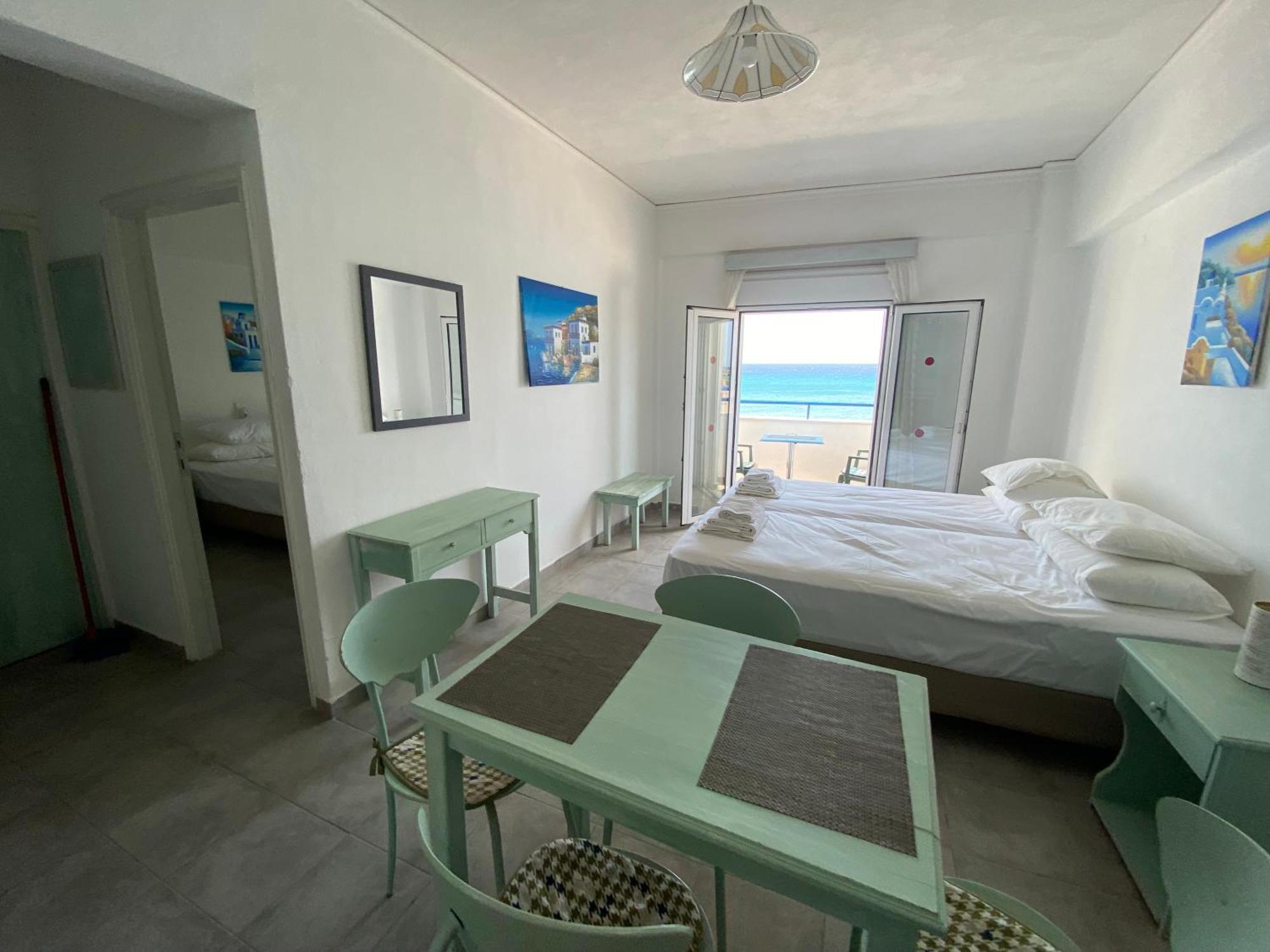 Annoula And Apartment *